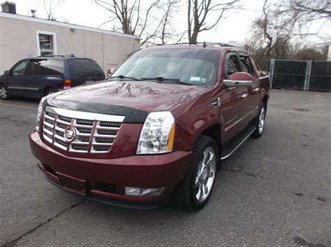 2008 Cadillac Escalade EXT Owners Manual